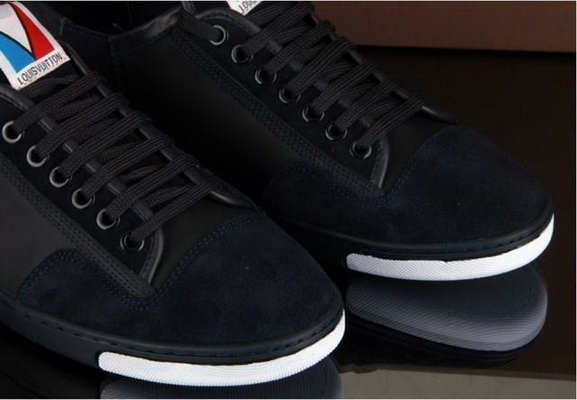 LV Fashion Casual Shoes Men--091